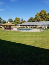 112 Southglen Rd in Terre Haute, IN - Building Photo - Building Photo