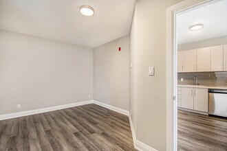 33 Heney St in Ottawa, ON - Building Photo - Building Photo