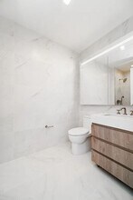 200 E 23rd St in New York, NY - Building Photo - Building Photo