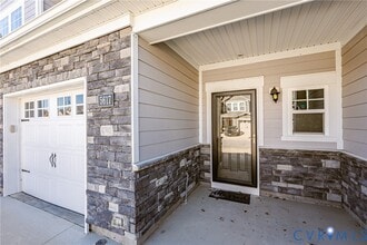 5617 Benoni Ct in Glen Allen, VA - Foto de edificio - Building Photo