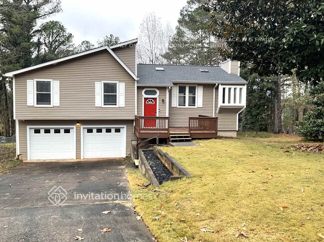 property at 3639 Regent Dr