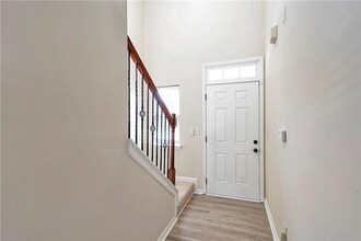 2375 Morgan Farm Dr in Buford, GA - Foto de edificio - Building Photo