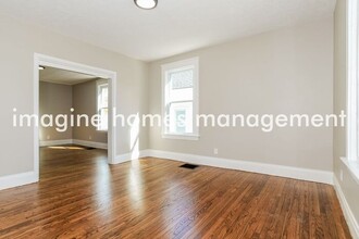 4206 Whetsel Ave in Cincinnati, OH - Building Photo - Building Photo
