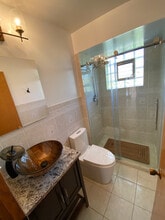 2054 Parkside Dr, Unit 1 in Park Ridge, IL - Foto de edificio - Building Photo