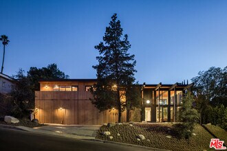 11558 Duque Dr in Los Angeles, CA - Building Photo - Building Photo