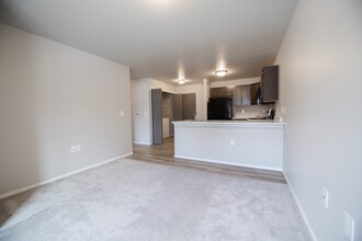 Irving Center Apartments in Sioux Falls, SD - Foto de edificio - Building Photo