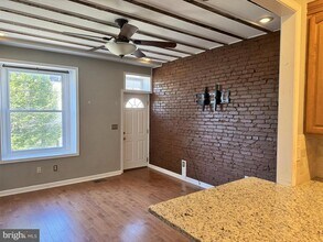 3903 Manor St in Philadelphia, PA - Building Photo - Building Photo