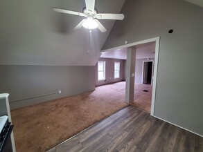 8 Linwood Pl in Rochester, NY - Building Photo - Building Photo