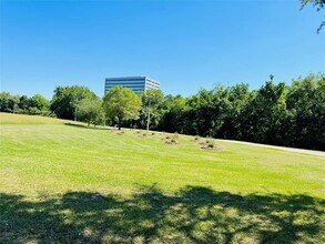 712 Memorial Mews St in Houston, TX - Building Photo - Building Photo