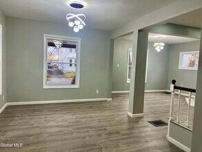 206 Catherine St in Scotia, NY - Building Photo - Building Photo