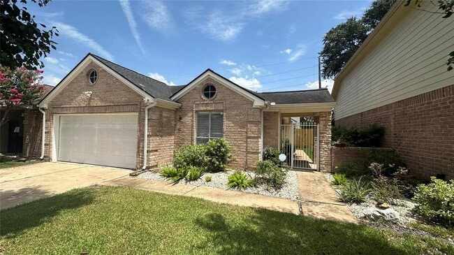 4626 Green Trail Dr in Houston, TX - Building Photo - Building Photo