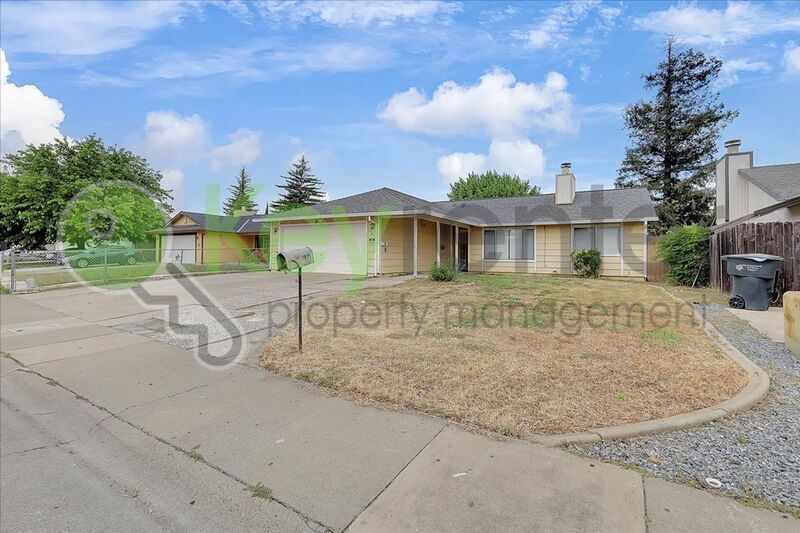 10 Dempster Ct in Sacramento, CA - Building Photo