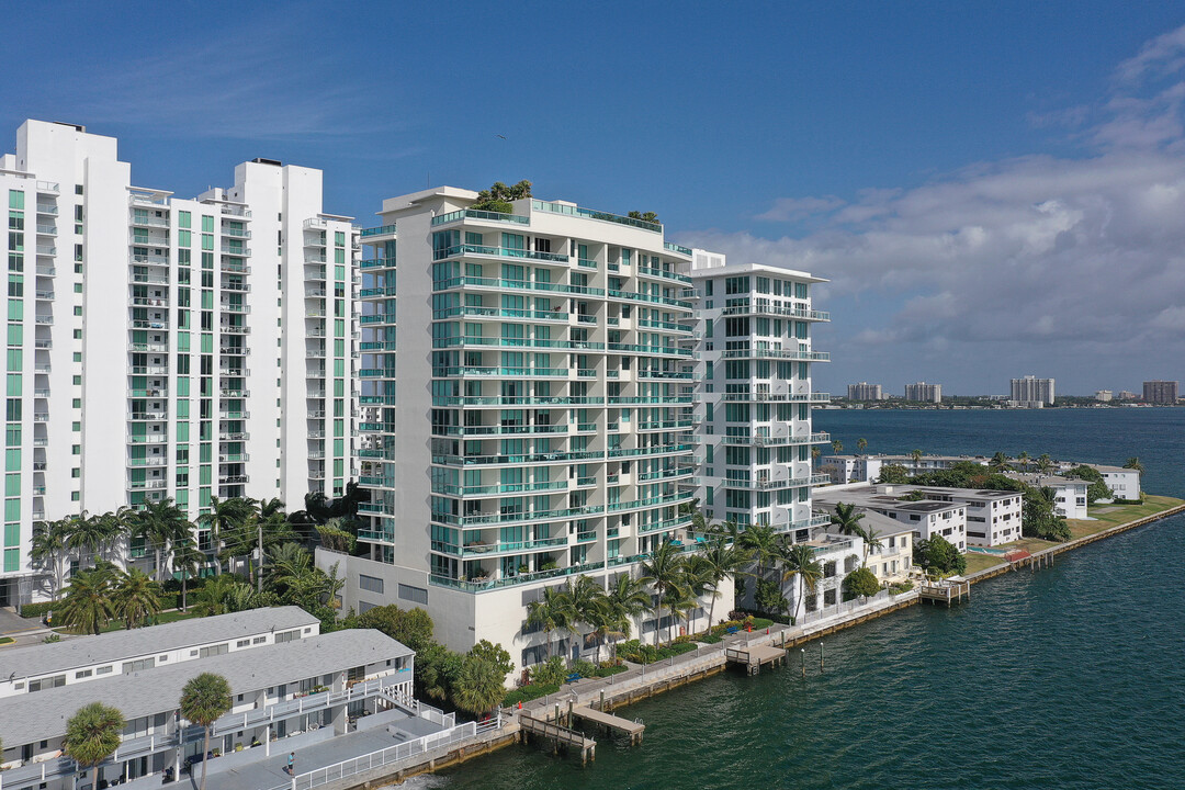 Cielo on the Bay in North Bay Village, FL - Building Photo