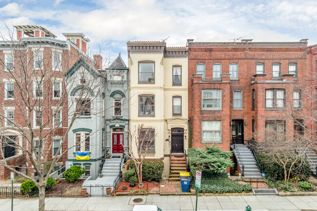 1326 R St NW in Washington, DC - Building Photo - Building Photo