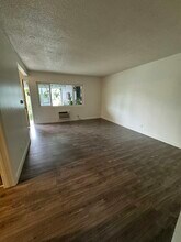 6436 Whitsett Ave in Los Angeles, CA - Building Photo - Building Photo