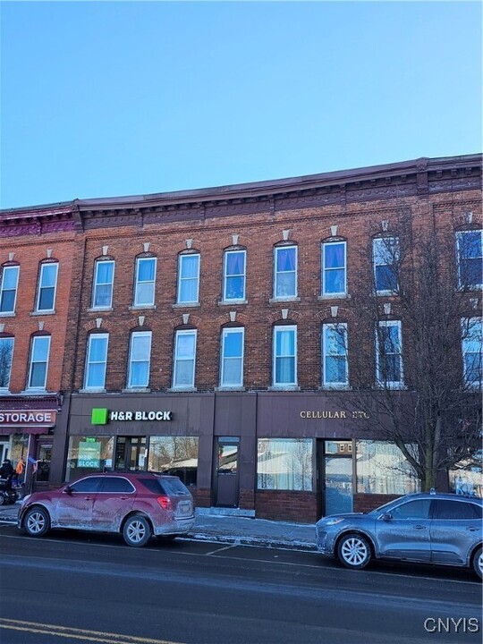 268 State St in Carthage, NY - Building Photo