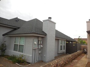 356 Jardin Bello Ave in El Paso, TX - Building Photo - Building Photo