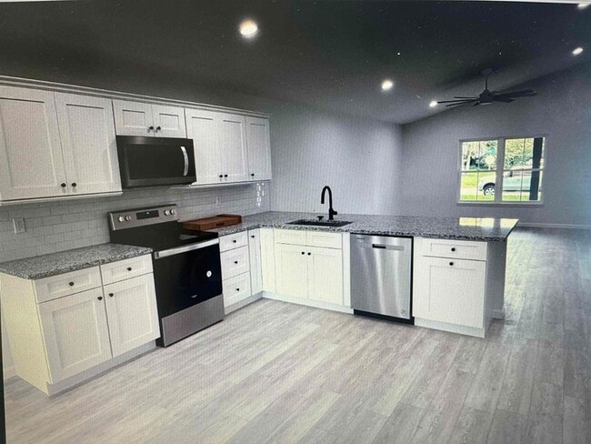 231 Monterey Ave in St. Augustine, FL - Foto de edificio - Building Photo