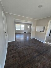 9942 McGee St in Kansas City, MO - Building Photo - Building Photo