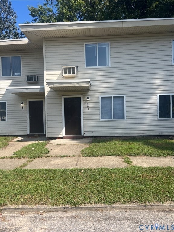 property at 402 Monticello Dr