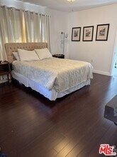 1104 W Kensington Rd in Los Angeles, CA - Building Photo - Building Photo