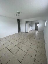 4998 Kirk Rd in Lake Worth Beach, FL - Building Photo - Building Photo