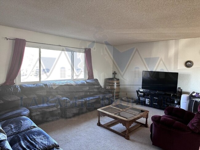 1202 Mitchell St in Laramie, WY - Building Photo - Building Photo