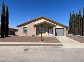 656 Orchid Dr in Horizon City, TX - Building Photo