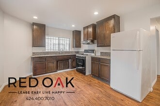 1309 W 36th Pl in Los Angeles, CA - Foto de edificio - Building Photo