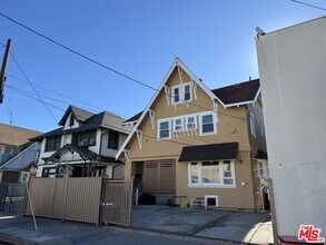 2024 W 12th St in Los Angeles, CA - Building Photo - Building Photo
