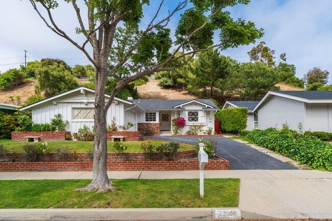 26810 Basswood Ave in Rancho Palos Verdes, CA - Building Photo - Building Photo