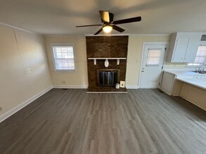 3924 Sunset Ave in Rocky Mount, NC - Building Photo - Building Photo