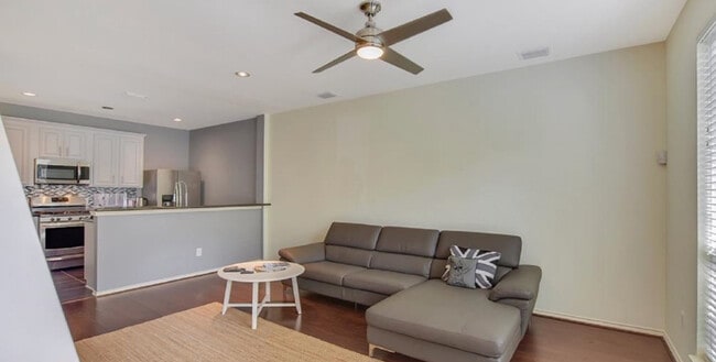 2006 Bailey St in Houston, TX - Building Photo - Building Photo