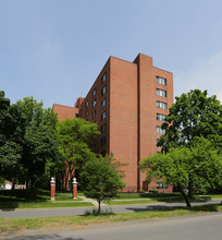 Thurlow Terrace Apartments in Albany, NY - Building Photo - Building Photo