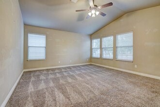 1808 NW 143rd St in Edmond, OK - Foto de edificio - Building Photo