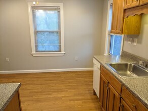 66 Brock St, Unit 3A in Boston, MA - Building Photo - Building Photo