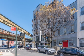 666-668 Bushwick Ave in Brooklyn, NY - Foto de edificio - Building Photo