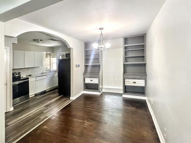 4410 Atoka St in Dallas, TX - Building Photo - Building Photo