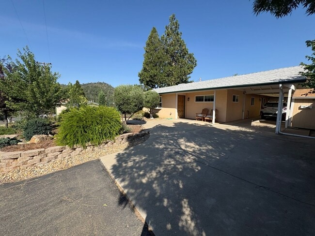 property at 4990 13th St