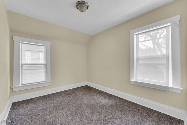 property at 11501 Governor Ave