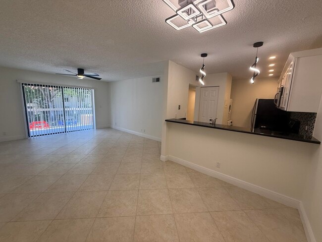property at 3402 Gardens E Dr