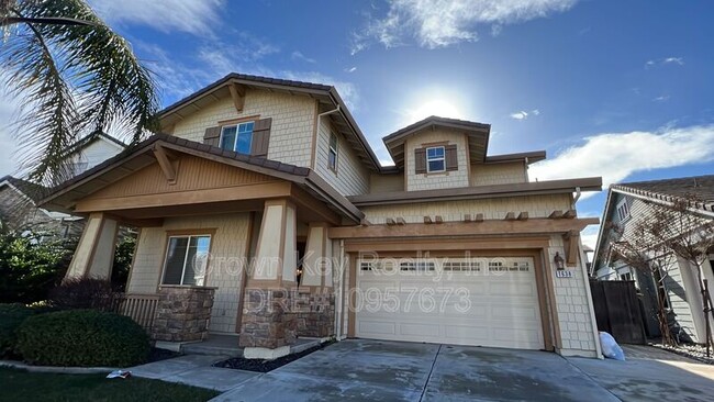 1638 Tamarisk Ln in Tracy, CA - Foto de edificio - Building Photo