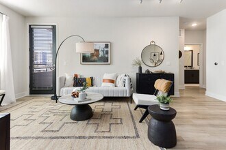 Broadstone Portland in Phoenix, AZ - Building Photo - Building Photo