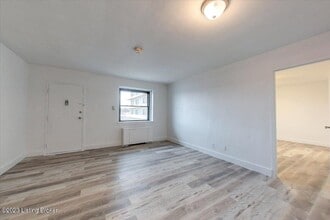 3320 Bardstown Rd in Louisville, KY - Building Photo - Building Photo