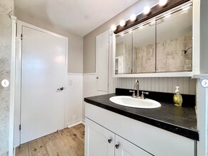 730 Vernon Ave NW in Elk River, MN - Foto de edificio - Building Photo