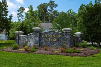 37444 Castaway Dr in Greenbackville, VA - Building Photo - Building Photo