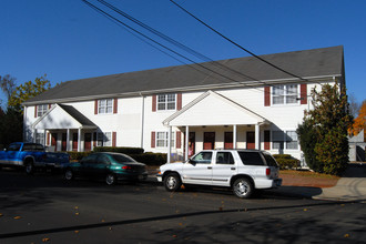 16 Lake St in Jamesburg, NJ - Building Photo - Building Photo