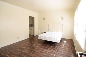 807 W. 30th St. in Los Angeles, CA - Building Photo - Building Photo