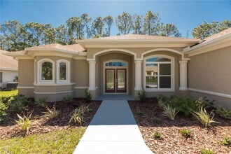 15 Eastwood Dr in Palm Coast, FL - Building Photo - Building Photo