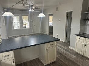 334 W Milton Ave in Hazel Park, MI - Foto de edificio - Building Photo